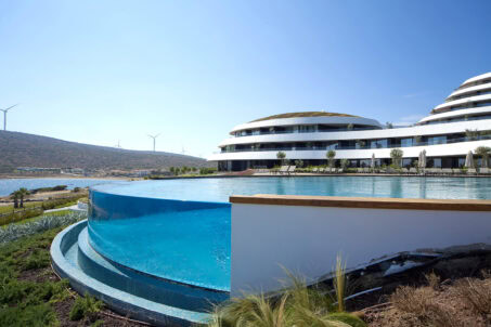 Folkart Hills Yüzme Havuzu Kavisli Akrilik Paneli - Referanslar - 2