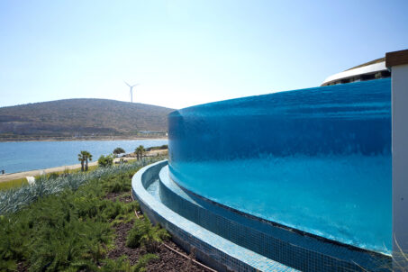 Folkart Hills Yüzme Havuzu Kavisli Akrilik Paneli - Referanslar - 1