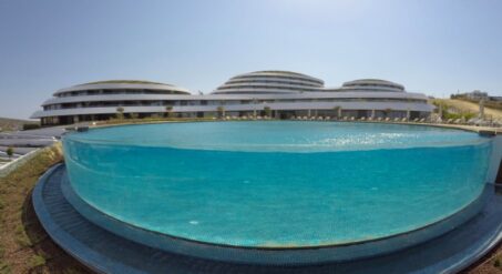 Folkart Hills Yüzme Havuzu Kavisli Akrilik Paneli - Referanslar - 6